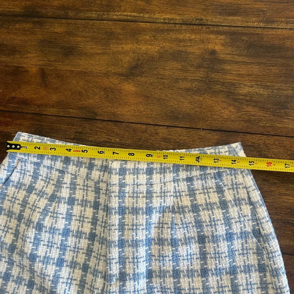 ACOA‎ high-waisted tweed with a blue and white plaid pattern Size L